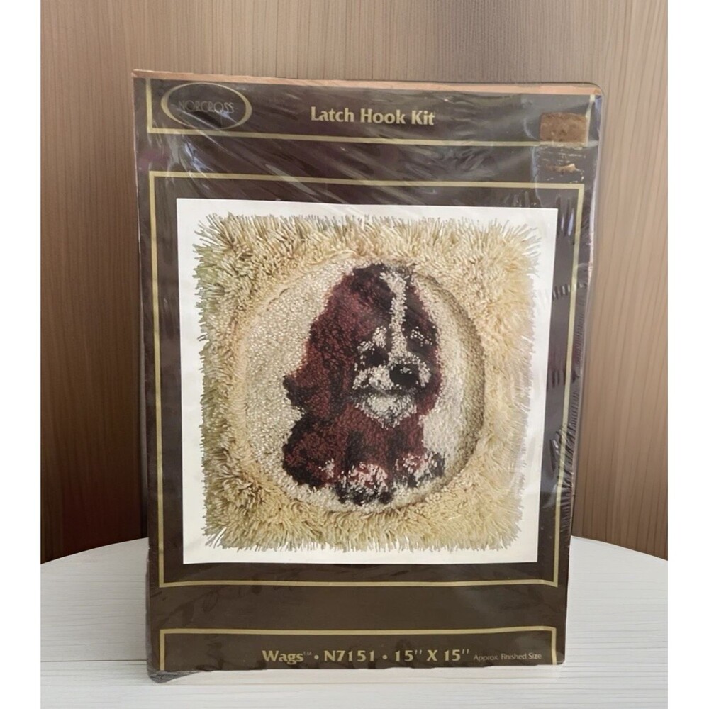 Vtg 1981 Norcross Collectibles Latch Hook Rug Picture Kit Wags 15" x 15" #N7151